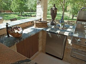 Awesome Outdoor Kitchen Sink