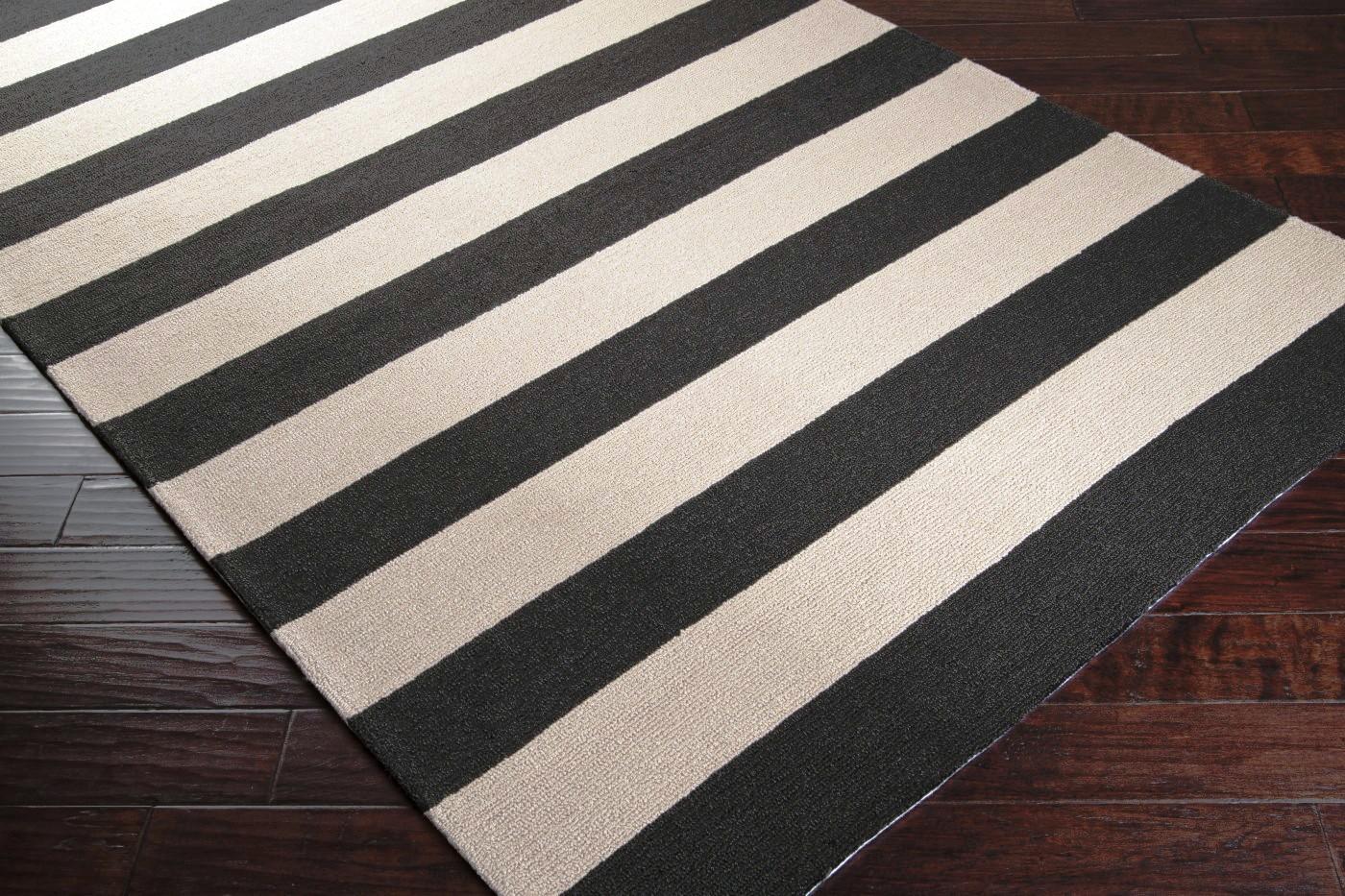 Black And White Rugs 8x10