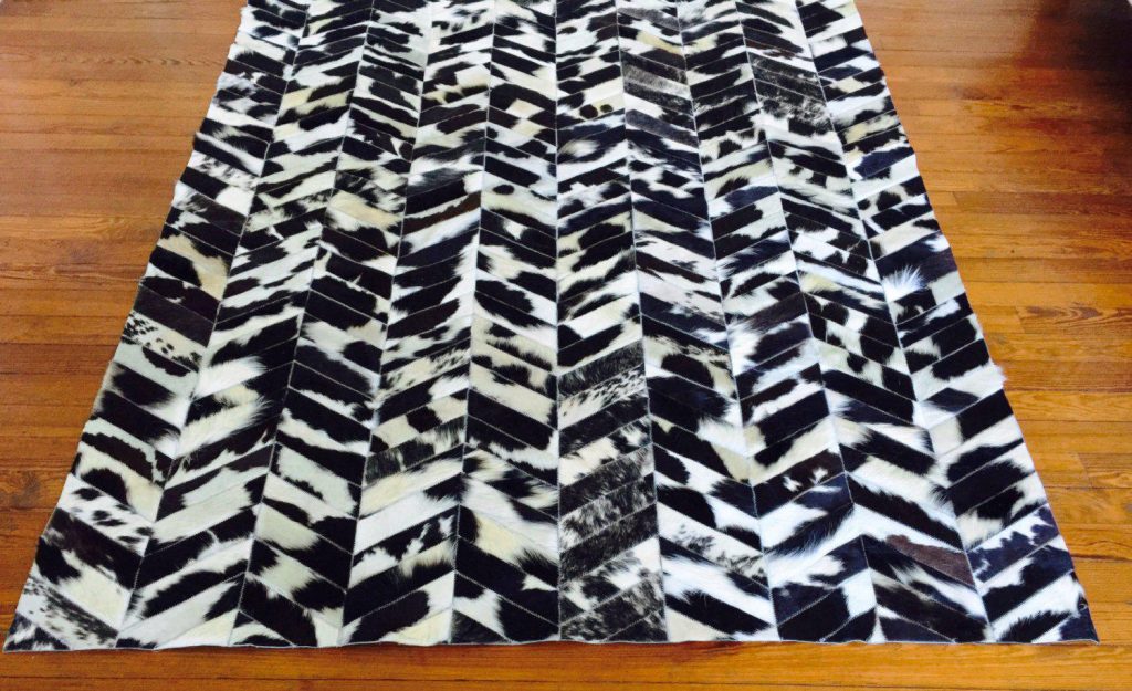 Black and White Rugs Features — Randolph Indoor and Outdoor Design