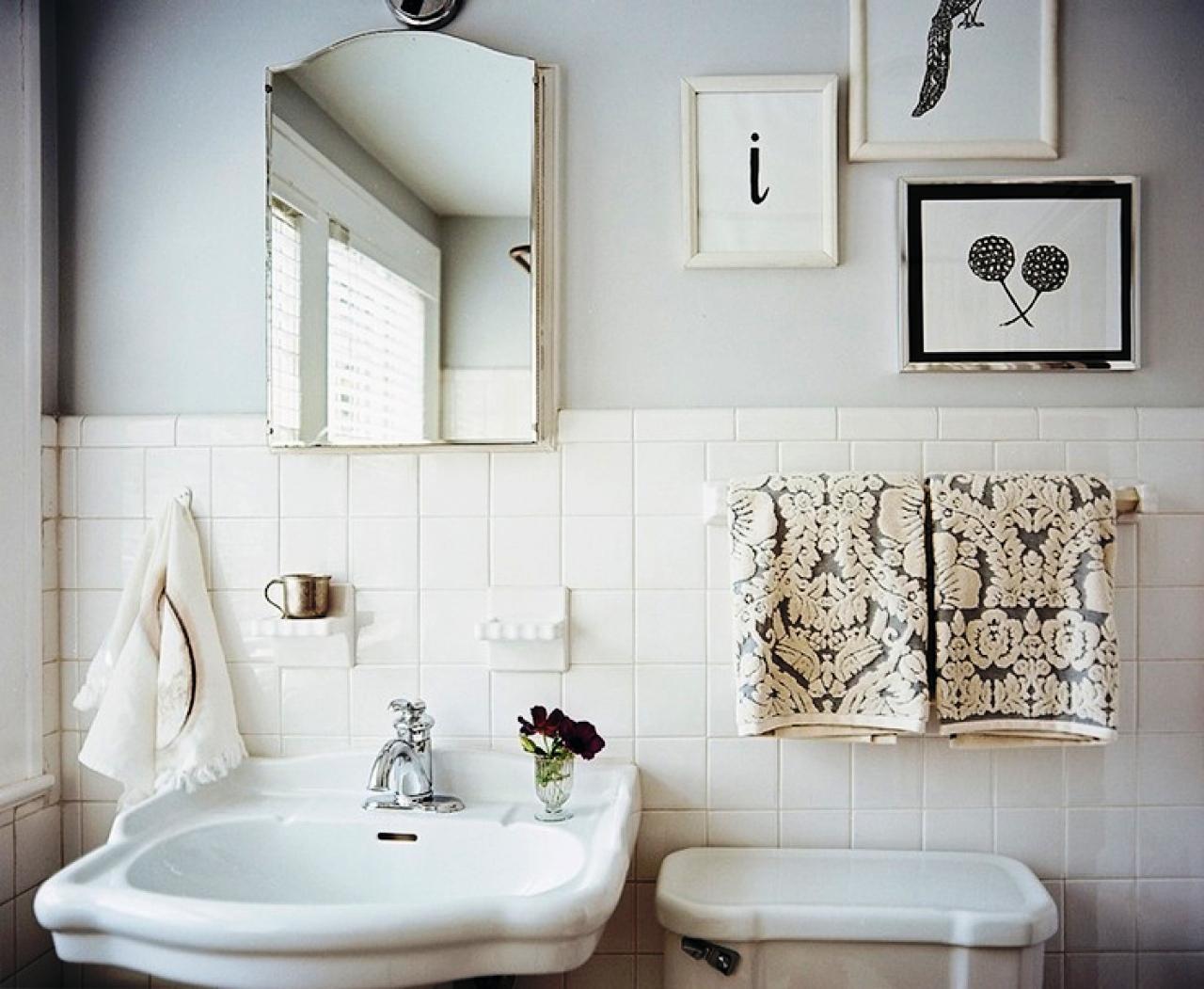 Modern Bathroom Wall Tiles Designs — Randolph Indoor and Outdoor Design