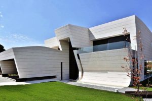 Amazing Futuristic House Designs