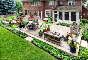 Backyard Design Ideas For Townhouse