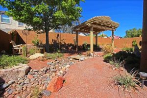 Cheap Backyard Desert Landscaping Ideas