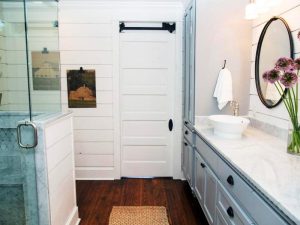 Farmhouse Bathroom Design Ideas