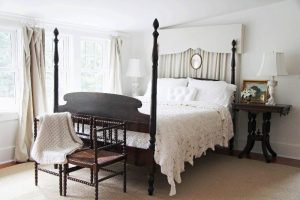 Farmhouse Bedroom Bench