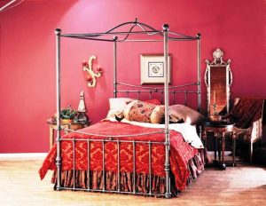 Full Iron Canopy Bed