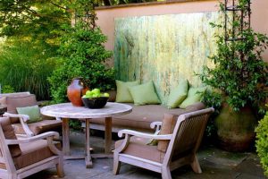 Colorful Outdoor Patio Decor Ideas