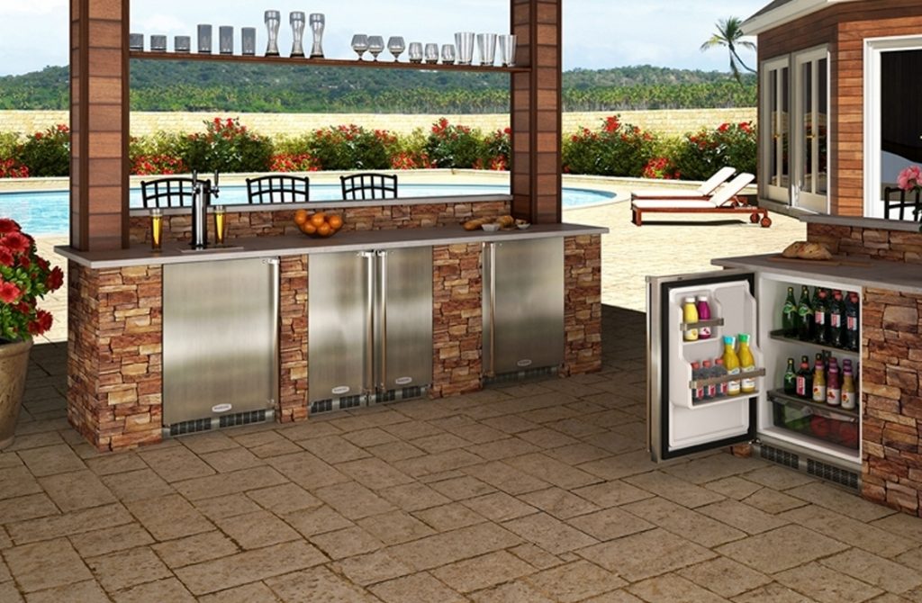 Stainless Steel Outdoor Kitchen Cart And Beverage Center With Fridge