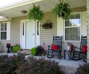 Country Style Front Porch Decorating Ideas