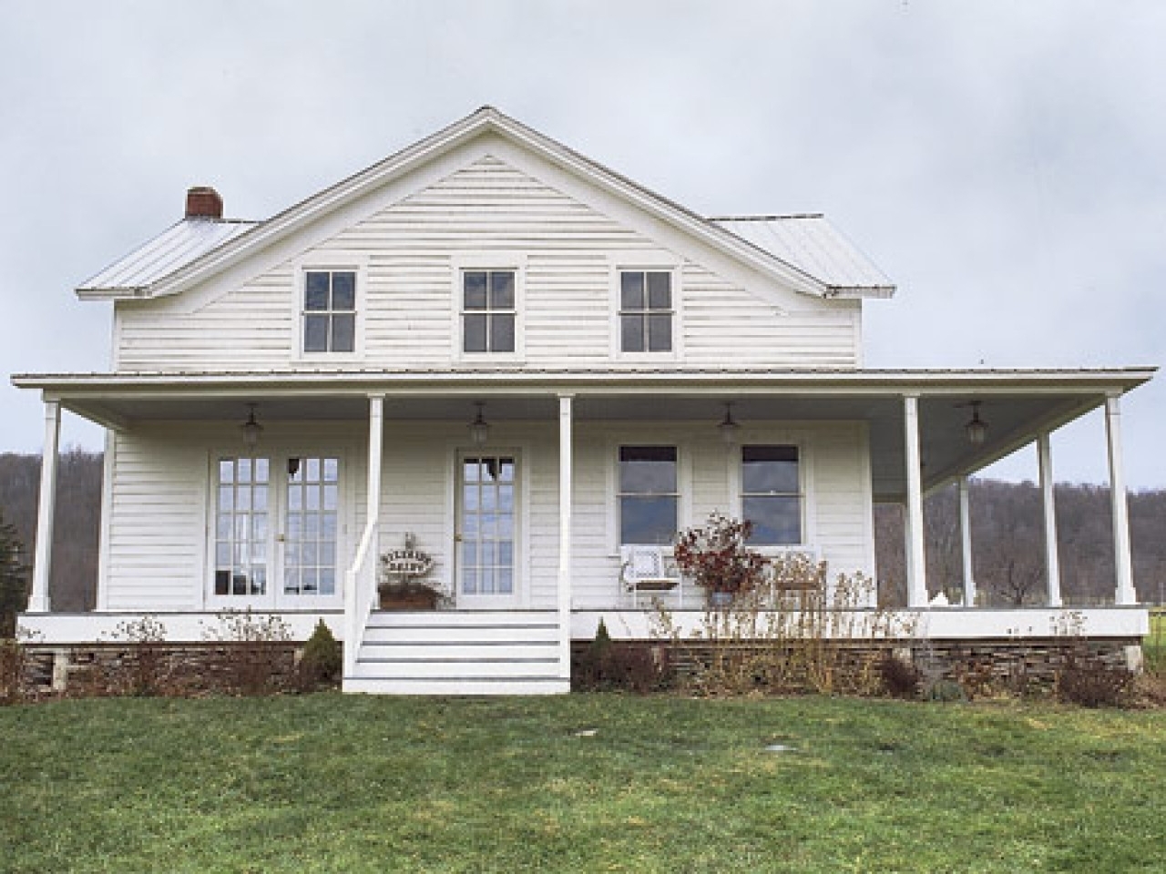 Farmhouse House Plans With Wrap Around Porch