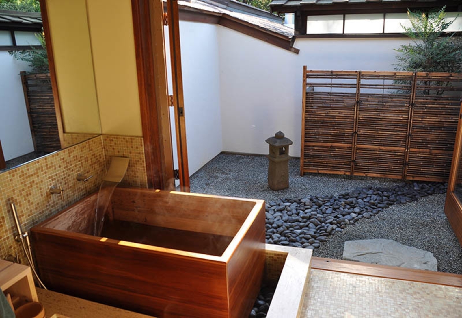 Outdoor Japanese Soaker Tub