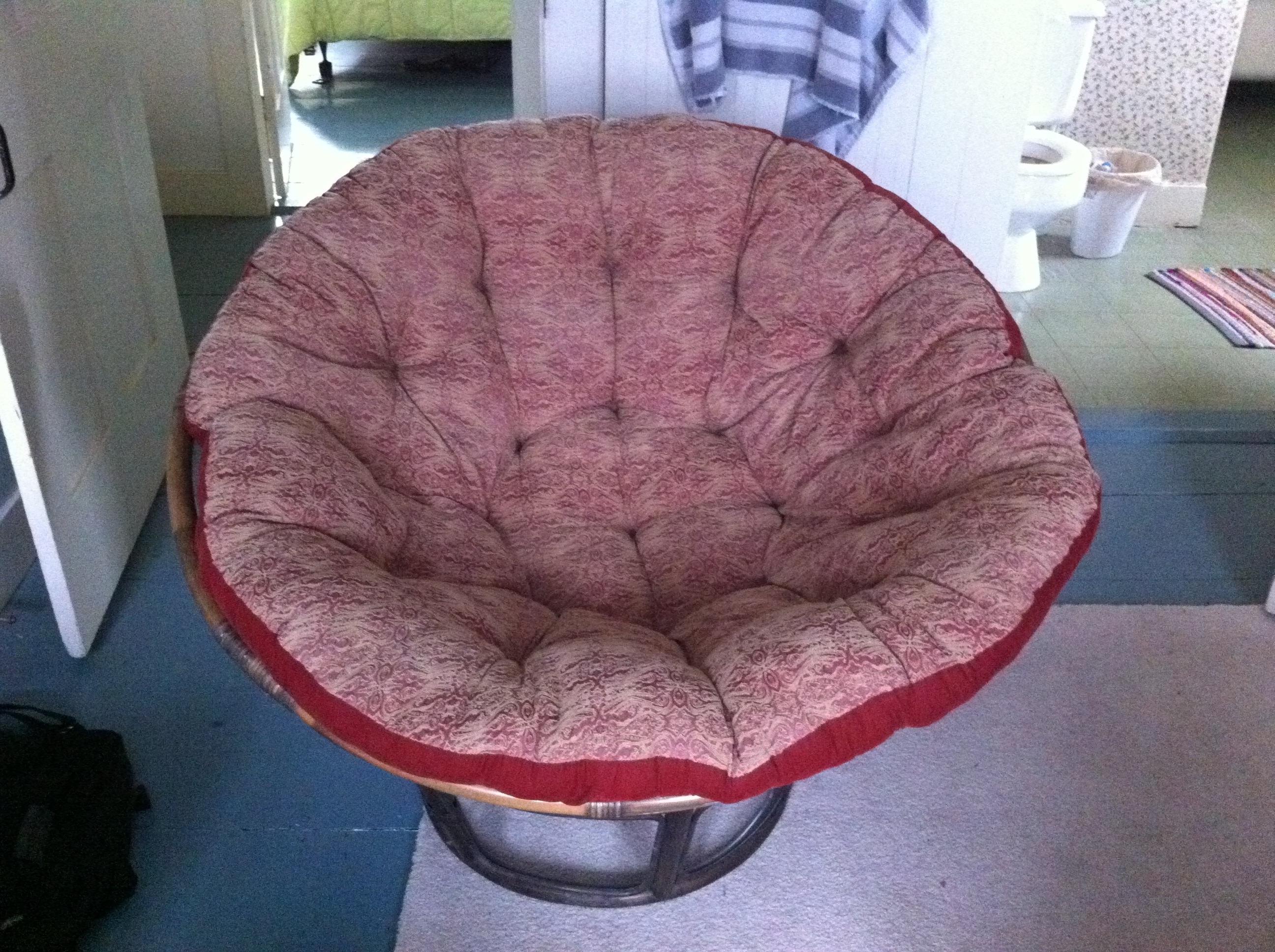 Oversized Folding Papasan Chair