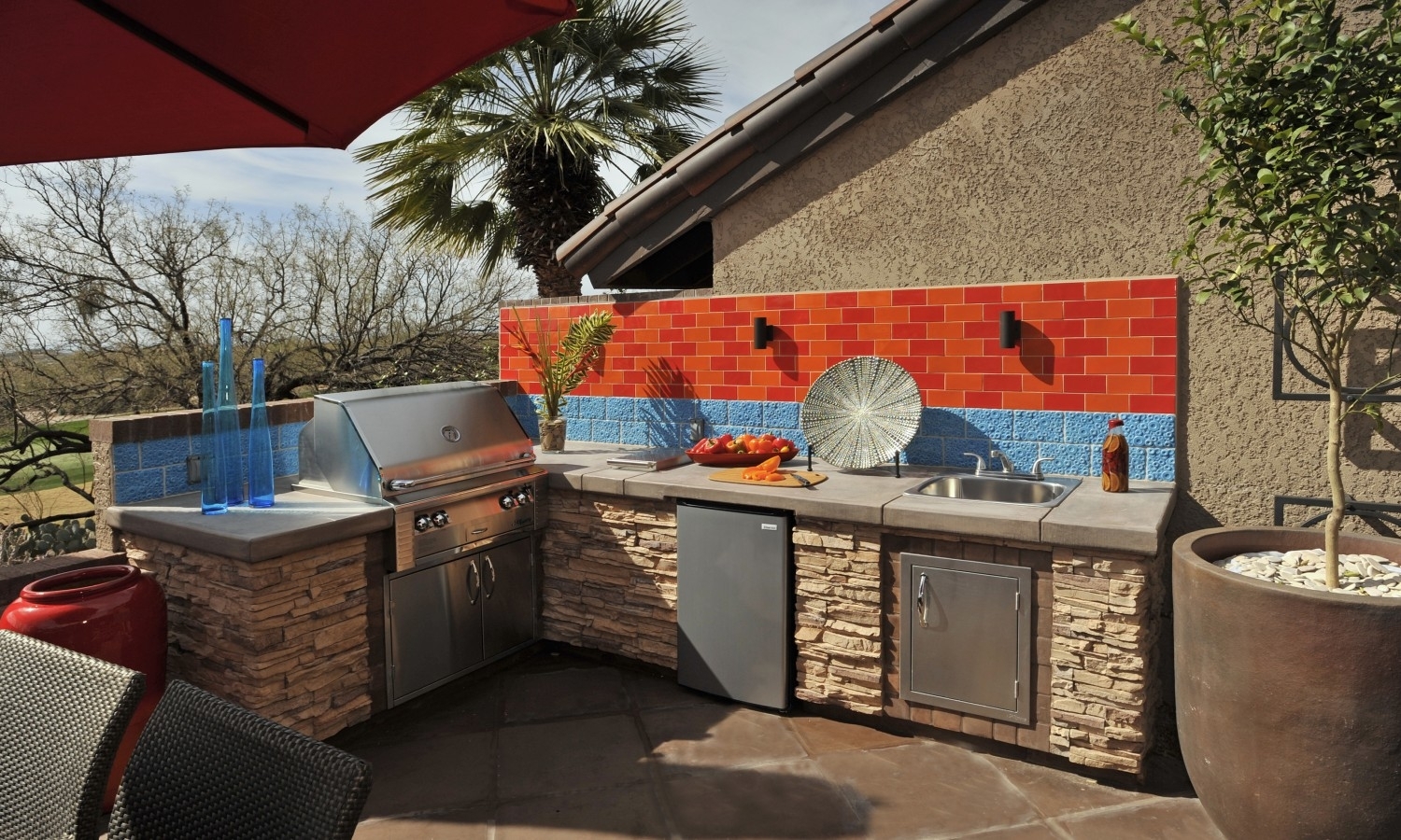 Simple Eldorado Stone Outdoor Kitchen