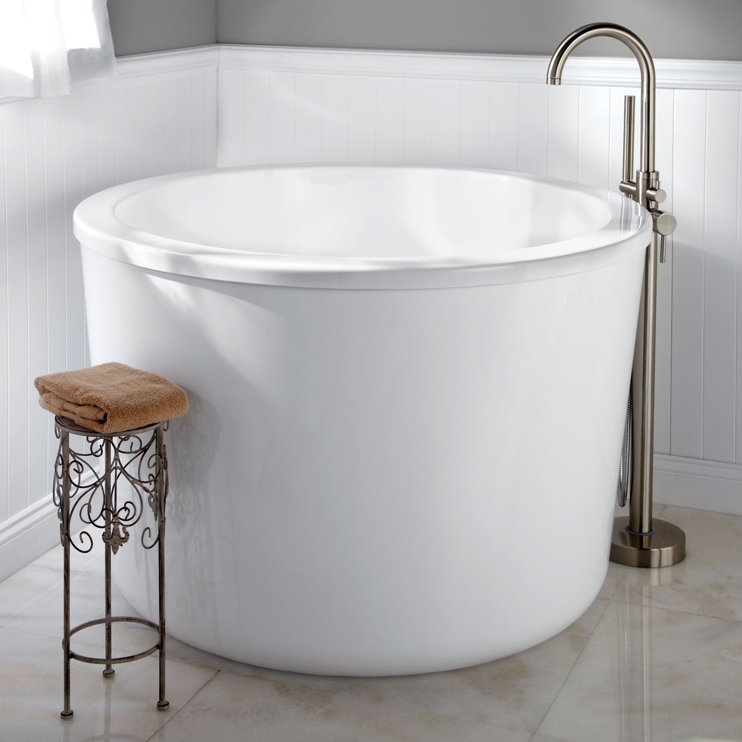 Small Japanese Soaker Tub — Randolph Indoor and Outdoor Design